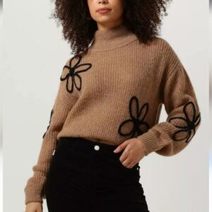 FABIENNE CHAPOT Flower Design Broderie Wool Alpaca Jin Knit Chunky Sweater M